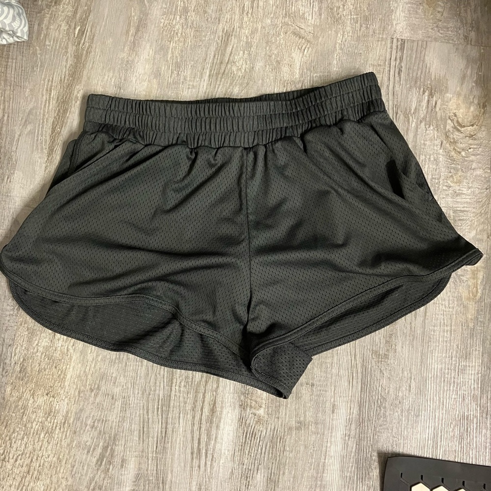 Swish Mesh Running Short